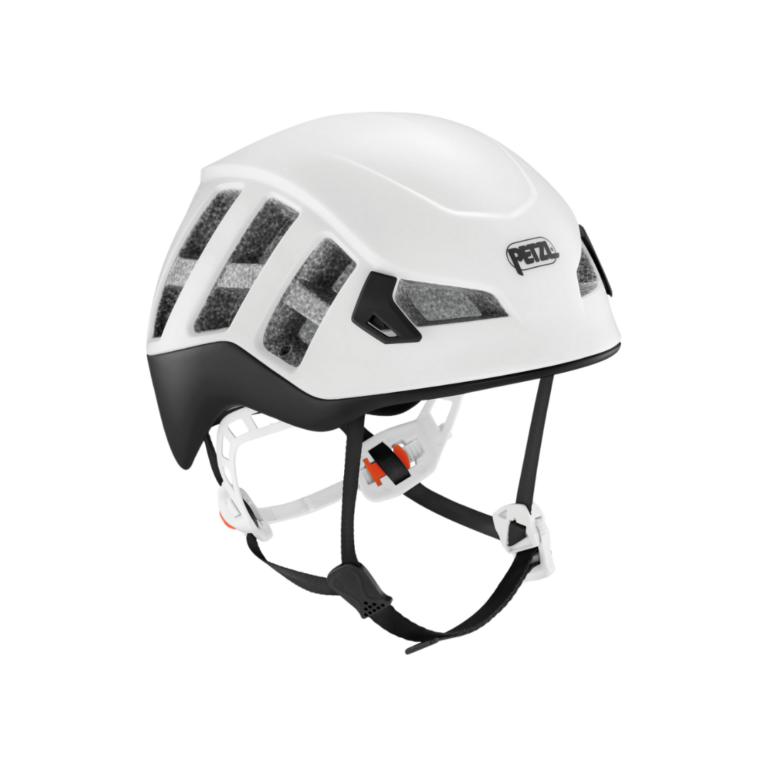 Casco Petzl Meteor visto desde el frente blanco y negro