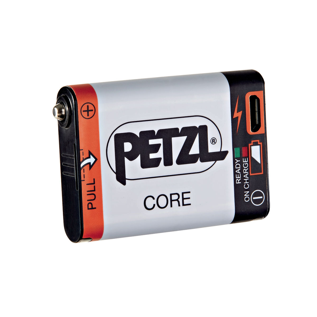 E99ACA-CORE_LowRes bateria recargable de linterna petzl