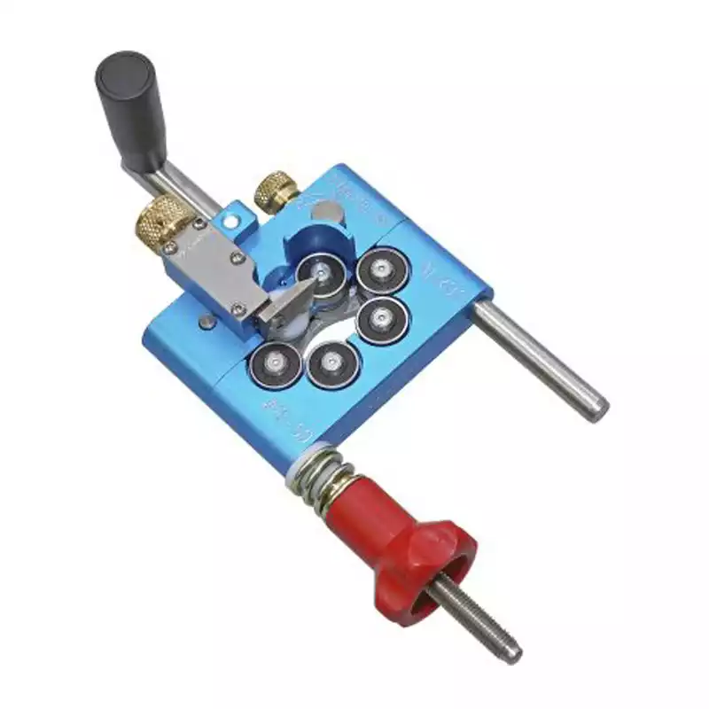 alroc-cwb18-1.webp Herramienta para Semiconductora No Pelable para Cable MT - Imagen 1